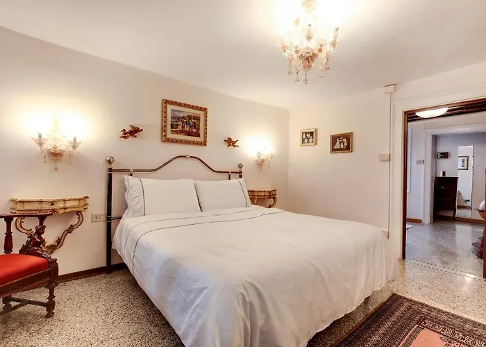 Ca' Apostoli Βενετία