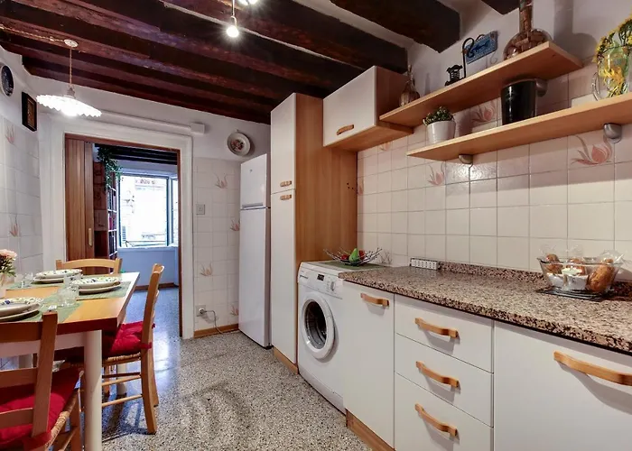 Ca' Apostoli * Βενετία